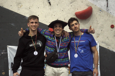 Fotos del Campeonato navarro de escalada de dificultad. /