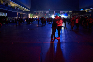 Fotos de la segunda jornada del Iruña Rock en el Navarra Arena.