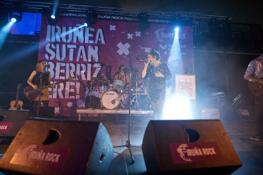 Fotos de la segunda jornada del Iruña Rock en el Navarra Arena.