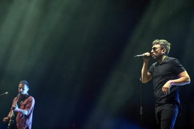 Fotos de la segunda jornada del Iruña Rock en el Navarra Arena.