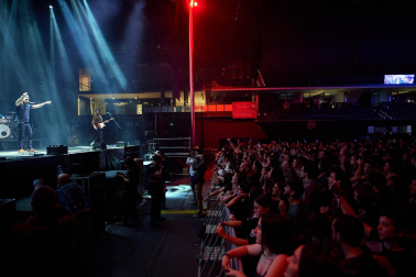 Fotos de la segunda jornada del Iruña Rock en el Navarra Arena.