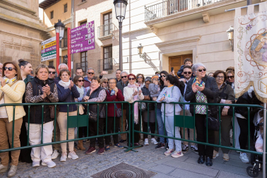 Fotos de la Rompida de la Hora de Tudela este jueves santo.