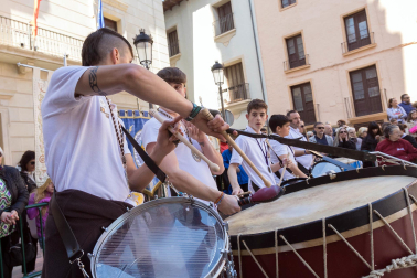 Fotos de la Rompida de la Hora de Tudela este jueves santo.