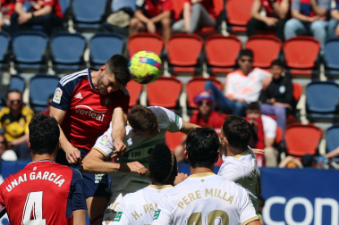 Osasuna - Elche en El Sadar, jornada 28.