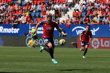 Fotos del partido Osasuna - Elche./