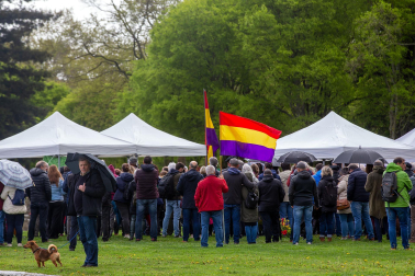 Fotos del homenaje en Pamplona a los navarros asesinados tras el golpe de Estado de 1936