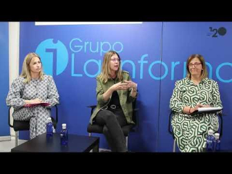 Las expertas Yolanda Erro, docente y presidenta de AFAPNA; Mariví Pérez, directora del colegio Elvira España y presidenta de la Asociación de directores de centros públicos de la Ribera; María Pilar Asurmendi, docente y directora del colegio FEC Vedurna; y Teresa Mòdol, docente y presidenta de la Confederación de Apymas CONCAPA Navarra