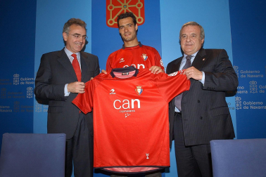 Fotos de la trayectoria de Patxi Izco como presidente de Osasuna. /
