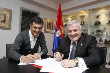 Fotos de la trayectoria de Patxi Izco como presidente de Osasuna. /