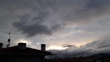 Atardecer en la Rochapea. /