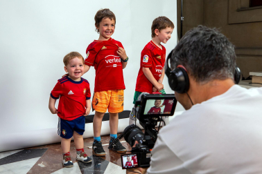 Aficionados rojillos grabaron en el Ayuntamiento de Pamplona mnsajes de apoyo para los jugadores de cara a la final de la Copa del Rey