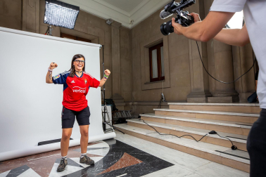 Aficionados rojillos grabaron en el Ayuntamiento de Pamplona mnsajes de apoyo para los jugadores de cara a la final de la Copa del Rey