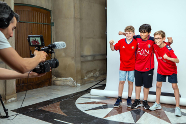 Aficionados rojillos grabaron en el Ayuntamiento de Pamplona mnsajes de apoyo para los jugadores de cara a la final de la Copa del Rey