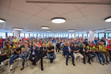 Imagen del acto de reconocimiento a los 150 clubes convenidos de Osasuna.