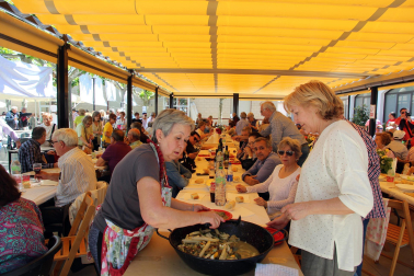 Fotos del concurso de guisos con verduras de la Asociación de Jubilados de Tudela.