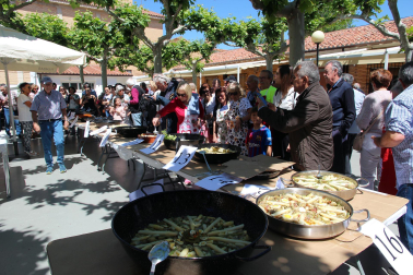 Fotos del concurso de guisos con verduras de la Asociación de Jubilados de Tudela.