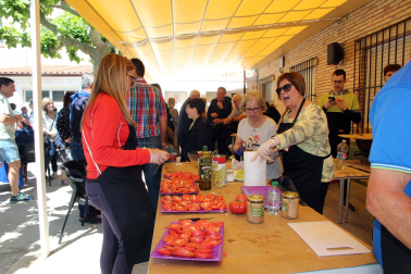Fotos del concurso de guisos con verduras de la Asociación de Jubilados de Tudela.