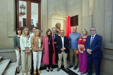 Imagen de la inauguración de la exposición ‘Tomás Caballero. Vida y asesinato’, en el Palacio del Condestable de Pamplona.