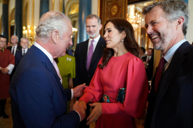 Fotos de la recepción que el rey británico, Carlos III, ofreció en el Palacio de Buckingham a los jefes de Estado invitados a su ceremonia de coronación.
