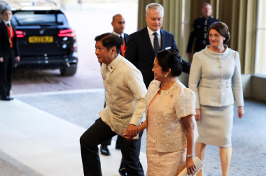 Fotos de la recepción que el rey británico, Carlos III, ofreció en el Palacio de Buckingham a los jefes de Estado invitados a su ceremonia de coronación.