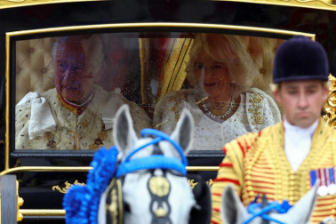 Fotos de la coronación en la Abadía de Westminster de los reyes del Reino Unido, Carlos III y Camila, un ritual milenario que se celebra por primera vez en el siglo XXI.