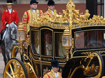 Fotos de la coronación en la Abadía de Westminster de los reyes del Reino Unido, Carlos III y Camila, un ritual milenario que se celebra por primera vez en el siglo XXI.