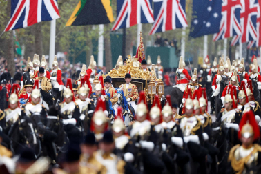 Fotos de la coronación en la Abadía de Westminster de los reyes del Reino Unido, Carlos III y Camila, un ritual milenario que se celebra por primera vez en el siglo XXI.