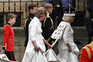 Fotos de la coronación en la Abadía de Westminster de los reyes del Reino Unido, Carlos III y Camila, un ritual milenario que se celebra por primera vez en el siglo XXI.
