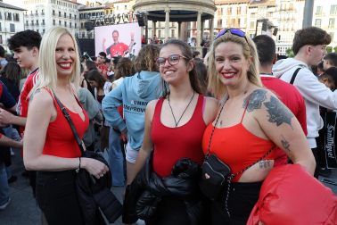 Fotos del ambiente en Pamplona por el partido de final de Copa.