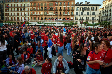 Fotos del ambiente en Pamplona por el partido de final de Copa.