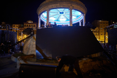 Fotos del ambiente en la plaza del Castillo durante el partido de la final de la Copa del Rey.
