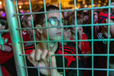La afición de Osasuna, en la Plaza del Castillo./