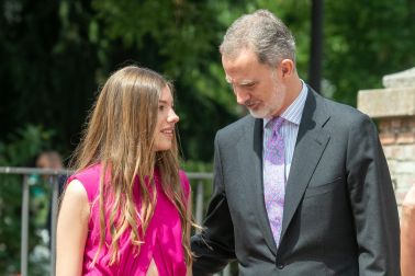 Fotos de la confirmación de la infanta Sofía en la iglesia de la Asunción de Nuestra Señora, en el distrito madrileño de Aravaca.