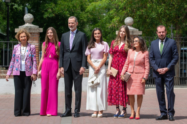 Fotos de la confirmación de la infanta Sofía en la iglesia de la Asunción de Nuestra Señora, en el distrito madrileño de Aravaca.