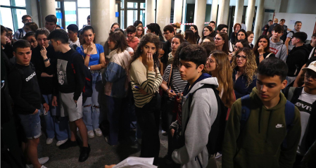 Fotos del primer día de Selectividad en Navarra.