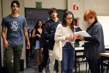 Fotos del primer día de Selectividad en Navarra.