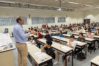 Fotos del primer día de Selectividad en Tudela.