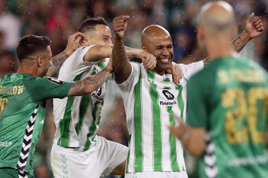 Imágenes del partido homenaje a Joaquín Sánchez