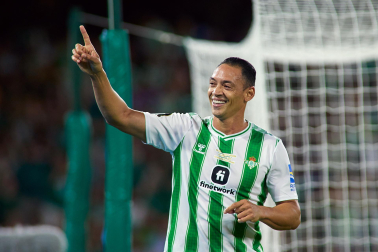 Imágenes del partido homenaje a Joaquín Sánchez