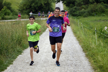 Participantes en la X Carrera Solidaria de Ziordia