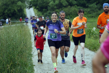 Participantes en la X Carrera Solidaria de Ziordia