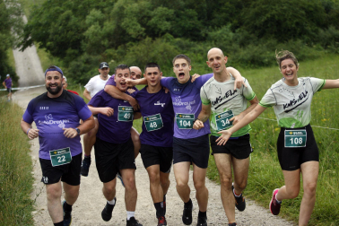 Participantes en la X Carrera Solidaria de Ziordia