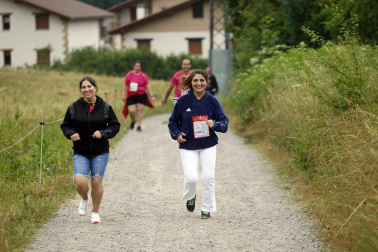 Participantes en la X Carrera Solidaria de Ziordia