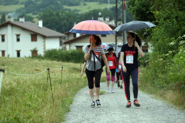 Participantes en la X Carrera Solidaria de Ziordia