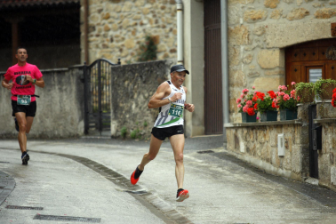 Participantes en la X Carrera Solidaria de Ziordia