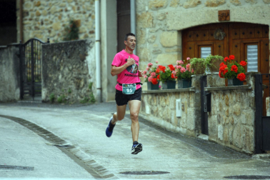 Participantes en la X Carrera Solidaria de Ziordia