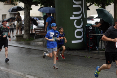 Participantes en la X Carrera Solidaria de Ziordia