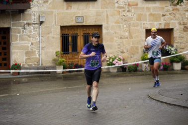 Participantes en la X Carrera Solidaria de Ziordia