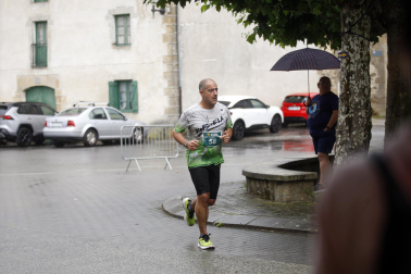 Participantes en la X Carrera Solidaria de Ziordia