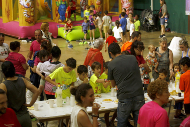 Participantes en la X Carrera Solidaria de Ziordia